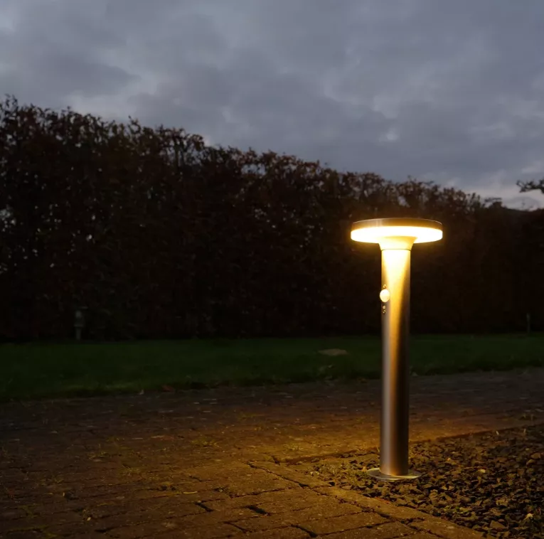 LED'S LIGHT Solar LED Außenleuchte 600 lm mit Bewegungsmelder | 1000563_01